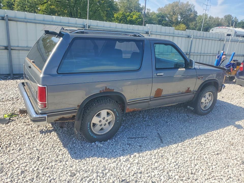 66595796 :رقم المزاد ، 1GNCT18Z8K0103996 vin ، 1989 Chevrolet Blazer مزاد بيع