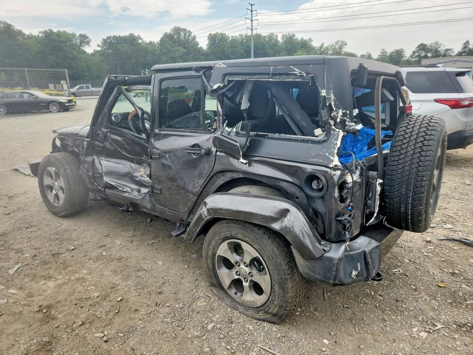 64733246 :رقم المزاد ، 1C4BJWEG0JL845378 vin ، 2018 Jeep Wrangler Unlimited مزاد بيع