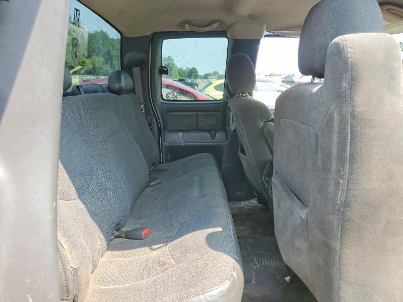 Продаж на аукціоні авто 2005 Chevrolet Silverado, vin: 1GCHK39275E232852, номер лоту: 64318806
