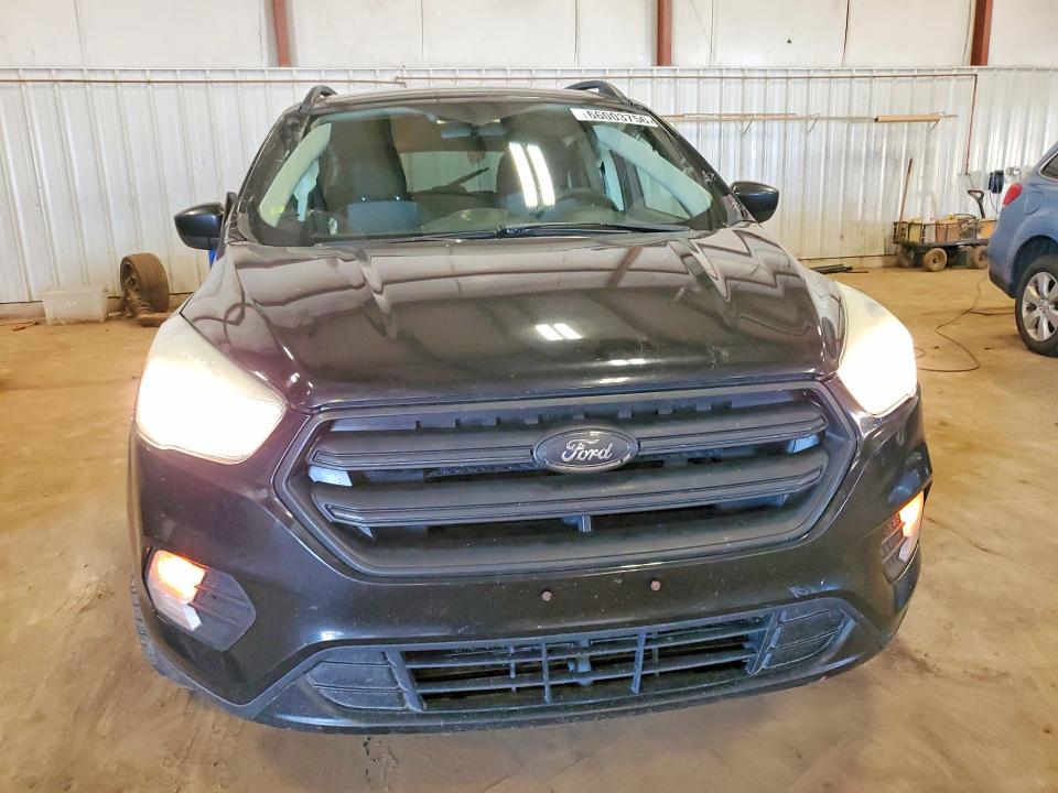 66003756 :رقم المزاد ، 1FMCU9GD3HUA42421 vin ، 2017 Ford Escape مزاد بيع