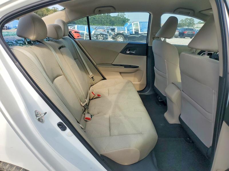2015 Honda Accord მანქანა იყიდება აუქციონზე, vin: 1HGCR2F33FA235156, აუქციონის ნომერი: 65824496