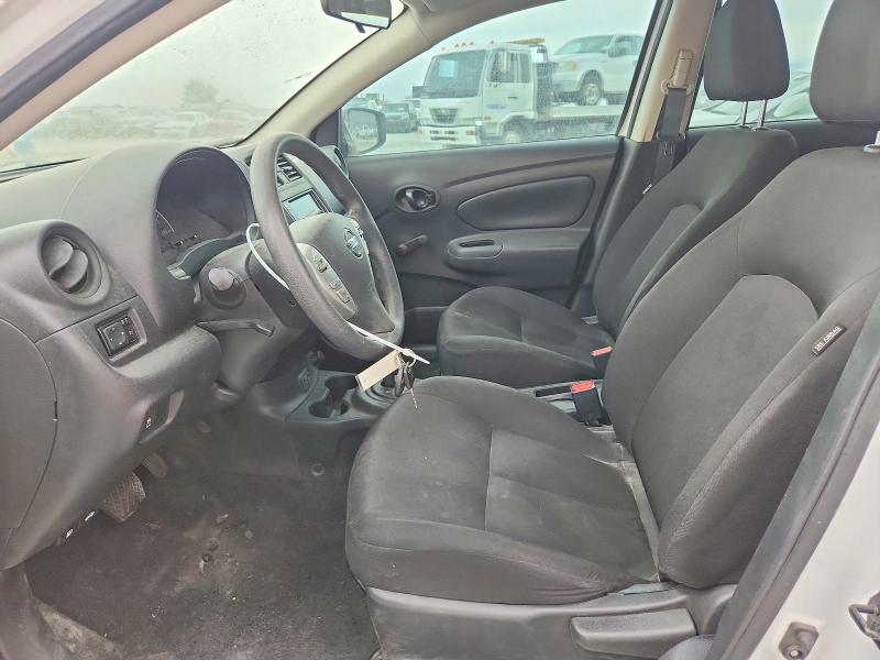 64568016 :رقم المزاد ، 3N1CN7AP3KL830533 vin ، 2019 Nissan Versa مزاد بيع