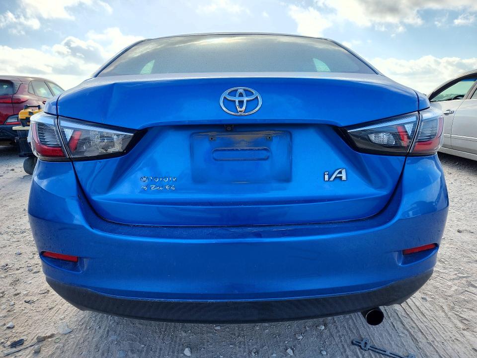 2017 Toyota Yaris Ia მანქანა იყიდება აუქციონზე, vin: 3MYDLBYV2HY177575, აუქციონის ნომერი: 65021796