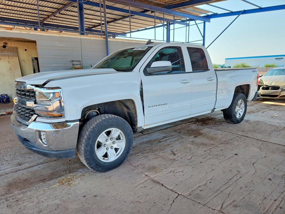 Продаж на аукціоні авто 2018 Chevrolet Silverado, vin: 1GCVKREC3JZ322460, номер лоту: 64427946
