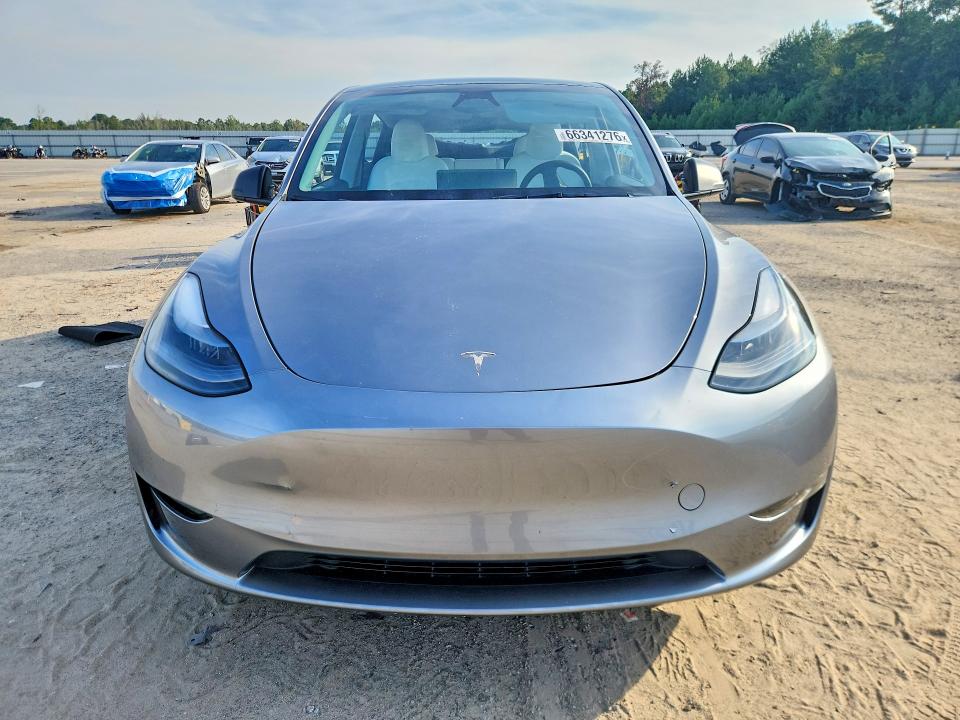 Auction sale of the 2024 Tesla Model Y, vin: 7SAYGDEE2RA294252, lot number: 66341276