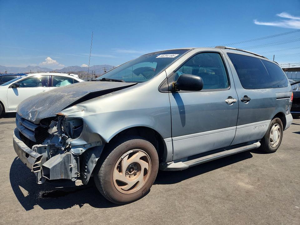 1999 Toyota Sienna მანქანა იყიდება აუქციონზე, vin: 4T3ZF13C1XU101815, აუქციონის ნომერი: 66204166
