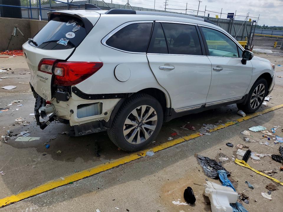 Aukcja sprzedaży 2017 Subaru Outback, vin: 4S4BSATC3H3379404, numer aukcji: 64805776