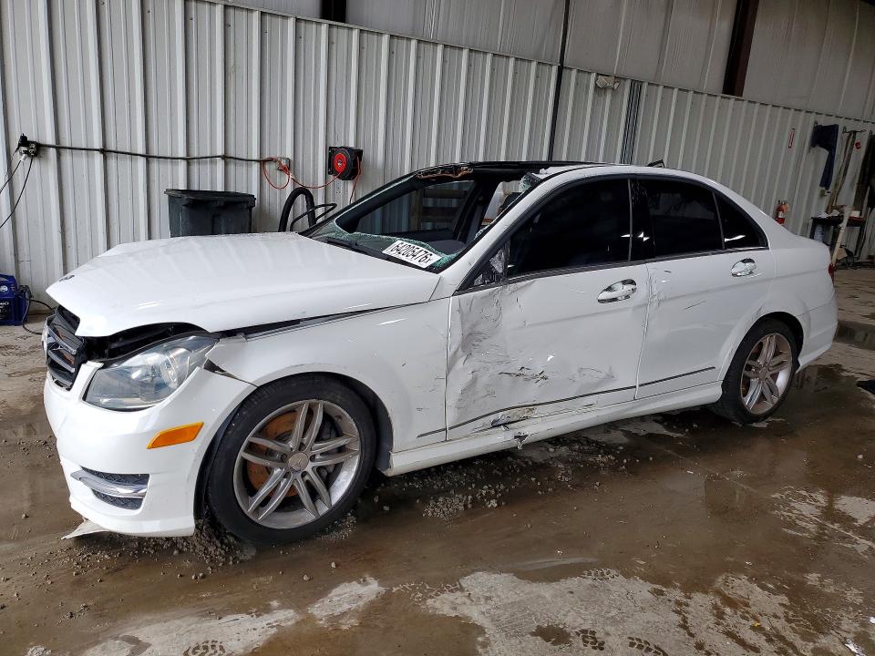 Продаж на аукціоні авто 2014 Mercedes-benz C, vin: WDDGF8AB1ER315779, номер лоту: 64205476
