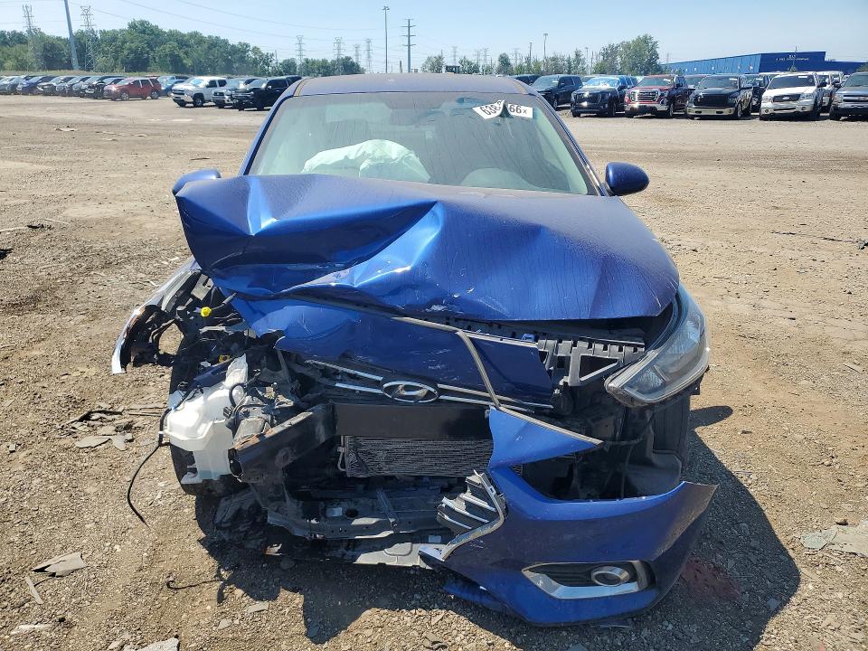 2021 Hyundai Accent მანქანა იყიდება აუქციონზე, vin: 3KPC24A60ME150527, აუქციონის ნომერი: 63848566