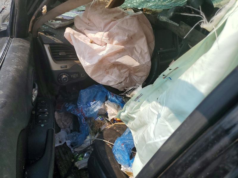 64808106 :رقم المزاد ، 1C4PJMCS3GW115943 vin ، 2016 Jeep Cherokee مزاد بيع