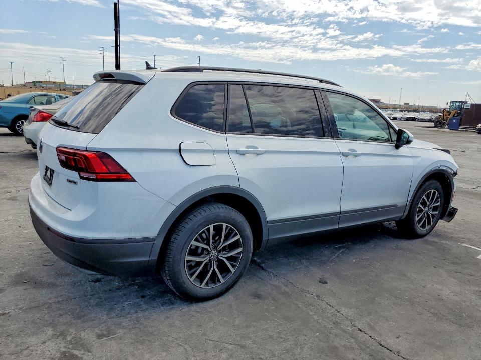 Продаж на аукціоні авто 2021 Volkswagen Tiguan, vin: 3VV0B7AX0MM060203, номер лоту: 65597446