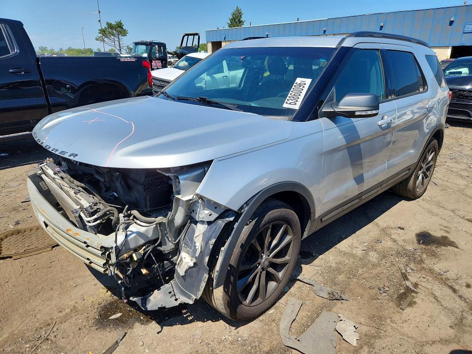 63860096 :رقم المزاد ، 1FM5K8D80JGA78894 vin ، 2018 Ford Explorer مزاد بيع