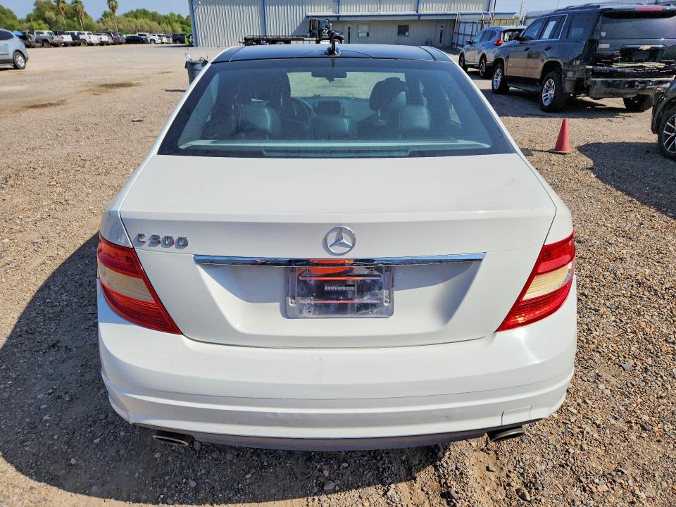 2011 Mercedes-benz C მანქანა იყიდება აუქციონზე, vin: WDDGF5EB1BA470397, აუქციონის ნომერი: 66321836