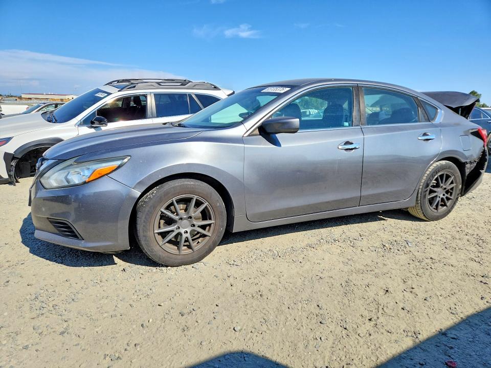 65135376 :رقم المزاد ، 1N4AL3AP3GC247584 vin ، 2016 Nissan Altima مزاد بيع