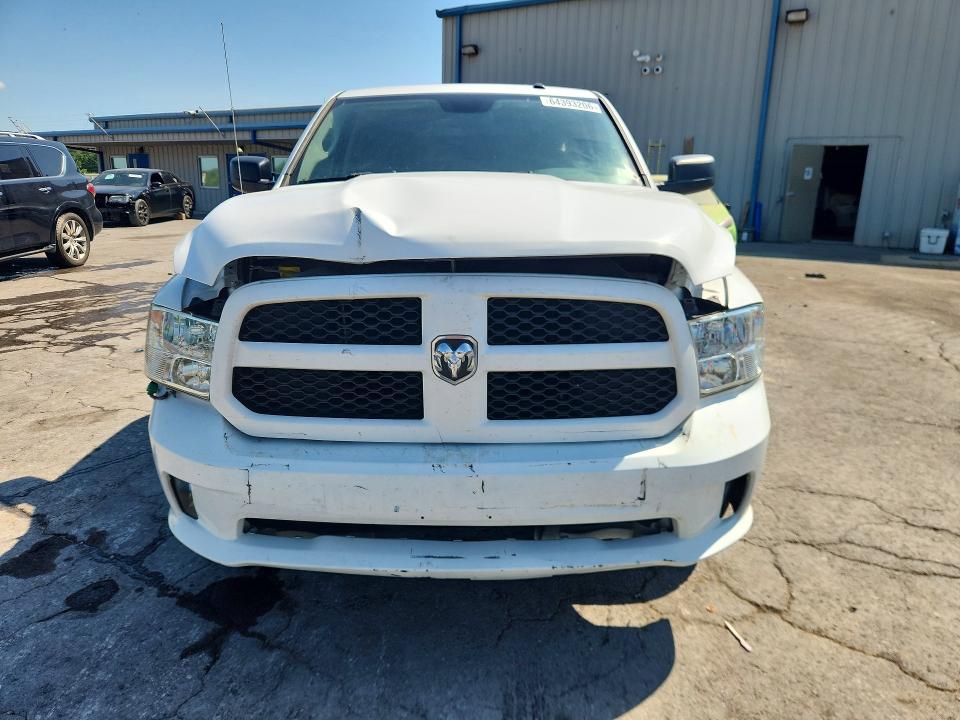 64393206 :رقم المزاد ، 3C6JR6AT5EG102149 vin ، 2014 Ram 1500 مزاد بيع