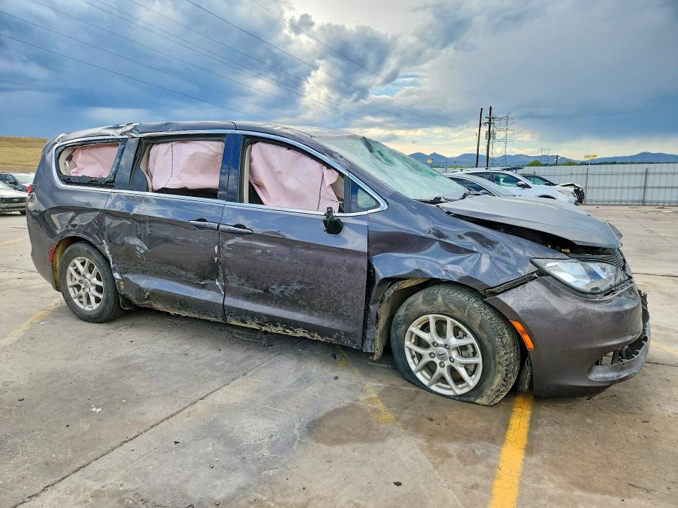 Продажа на аукционе авто 2023 Chrysler Voyager, vin: 2C4RC1CG1PR559991, номер лота: 66299676