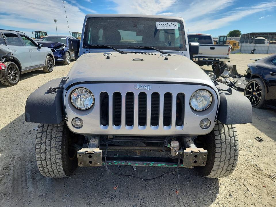 2018 Jeep Wrangler Unlimited მანქანა იყიდება აუქციონზე, vin: 1C4BJWDG4JL926661, აუქციონის ნომერი: 65681946