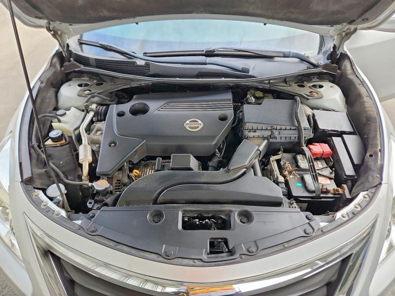 2015 Nissan Altima მანქანა იყიდება აუქციონზე, vin: 1N4AL3AP4FC274291, აუქციონის ნომერი: 66625006