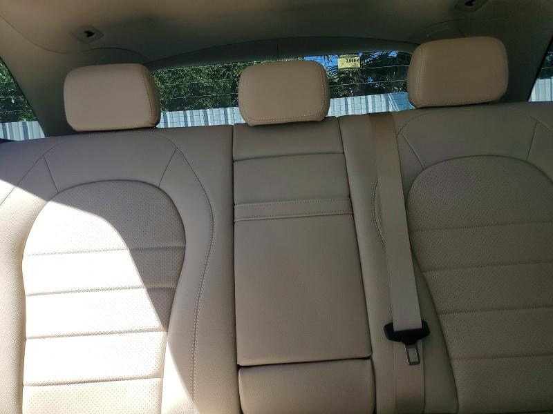63911186 :رقم المزاد ، WDC0G4KB3KF615086 vin ، 2019 Mercedes-benz Glc مزاد بيع