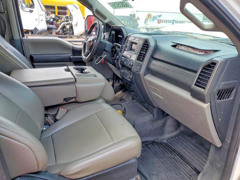 2019 Ford F550 მანქანა იყიდება აუქციონზე, vin: 1FDUF5HT9KDA24672, აუქციონის ნომერი: 63835056