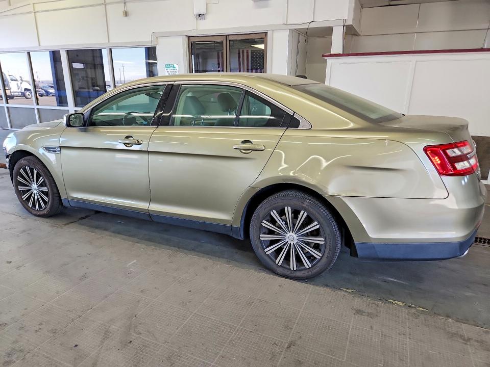 64424936 :رقم المزاد ، 1FAHP2H88DG201684 vin ، 2013 Ford Taurus مزاد بيع