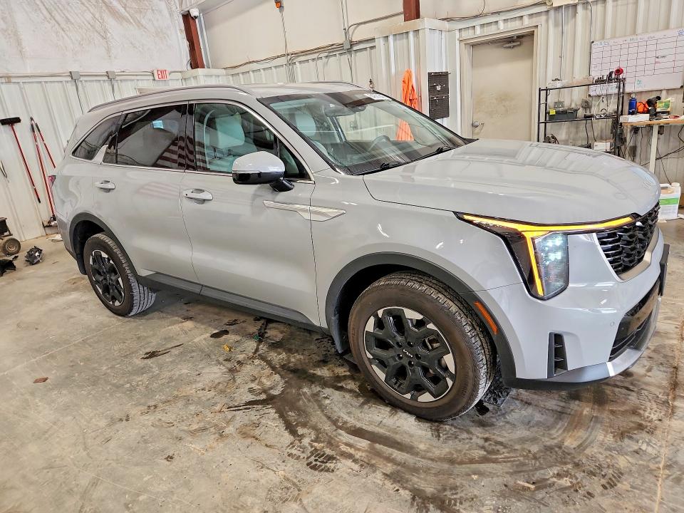 Продажа на аукционе авто 2025 Kia Sorento, vin: 5XYRLDJC3SG331425, номер лота: 64891646