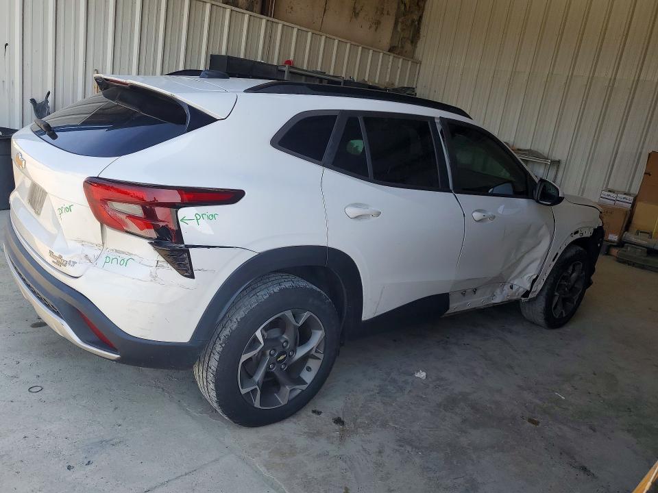 64645376 :رقم المزاد ، KL77LHE24RC030755 vin ، 2024 Chevrolet Trax مزاد بيع