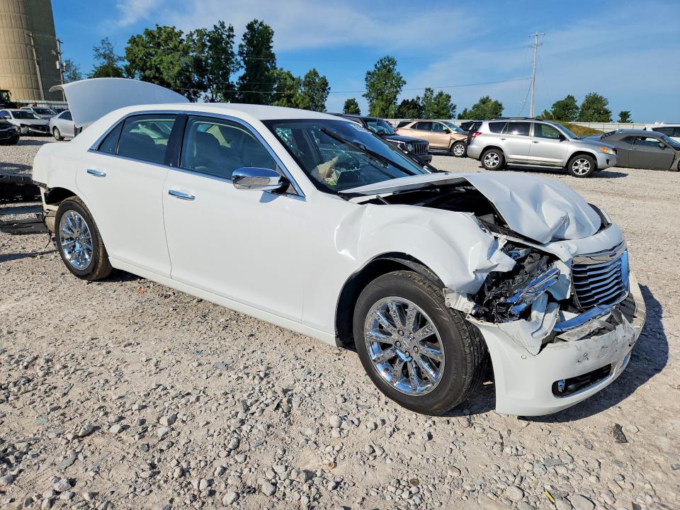 65104296 :رقم المزاد ، 2C3CCAEG3EH379048 vin ، 2014 Chrysler 300c مزاد بيع