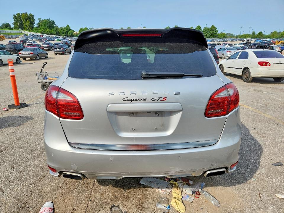 64794006 :رقم المزاد ، WP1AA2A2XCLA07214 vin ، 2012 Porsche Cayenne مزاد بيع