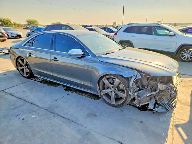 Продажа на аукционе авто 2016 Audi S8, vin: WAUJSAFD9GN006808, номер лота: 66290426