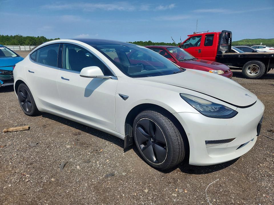 2018 Tesla Model 3 მანქანა იყიდება აუქციონზე, vin: 5YJ3E1EA6JF019712, აუქციონის ნომერი: 64456746