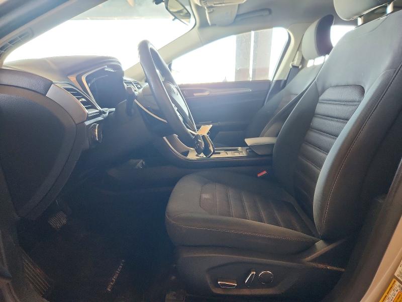 63686106 :رقم المزاد ، 3FA6P0HD0HR275737 vin ، 2017 Ford Fusion مزاد بيع