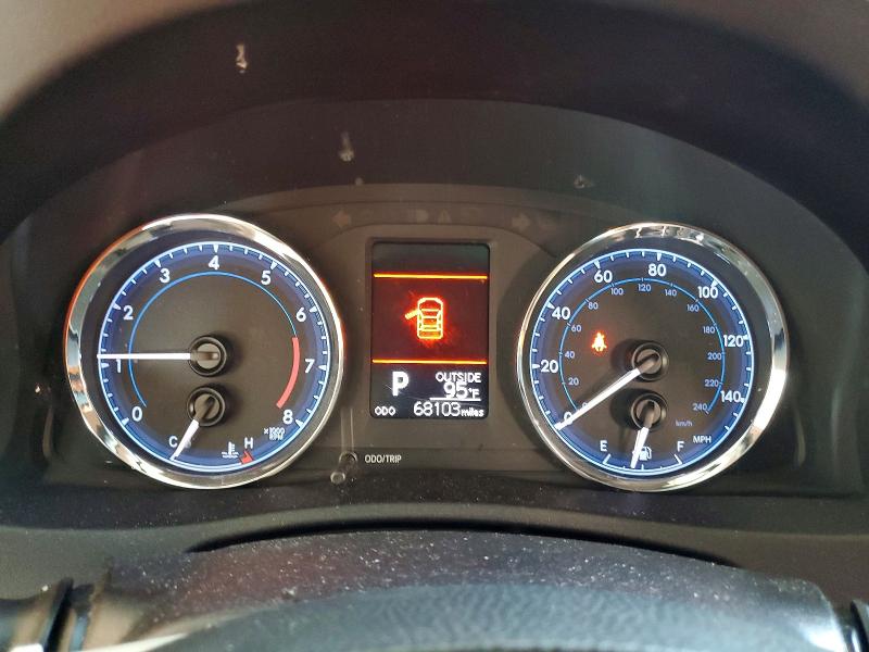 63907846 :رقم المزاد ، 2T1BURHE5JC040499 vin ، 2018 Toyota Corolla مزاد بيع