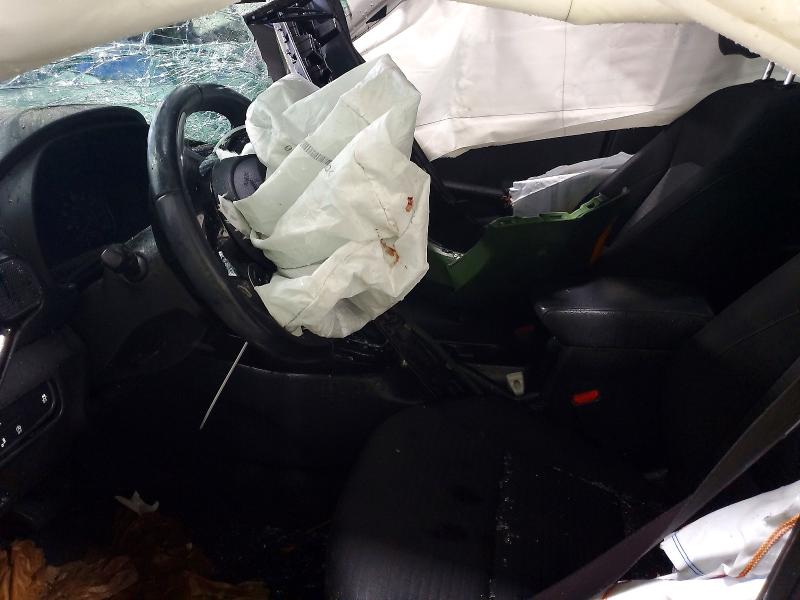63201176 :رقم المزاد ، KNDJ33AU1N7170882 vin ، 2022 Kia Soul مزاد بيع