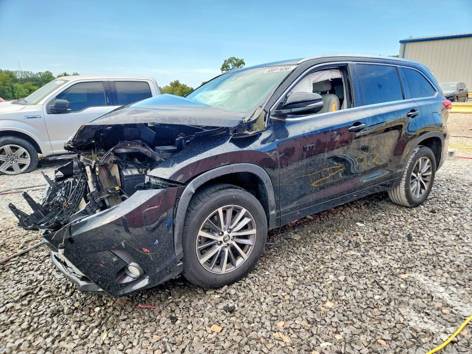 Aukcja sprzedaży 2018 Toyota Highlander, vin: 5TDKZRFH2JS545177, numer aukcji: 65911656