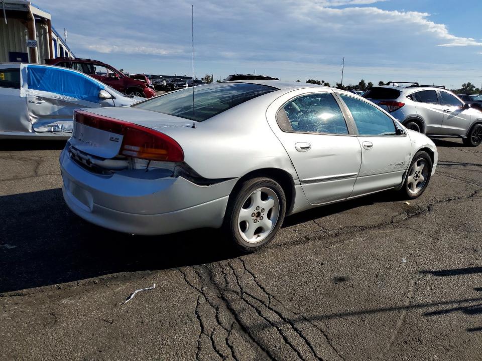 65462376 :رقم المزاد ، 2B3HD76V2YH387971 vin ، 2000 Dodge Intrepid مزاد بيع