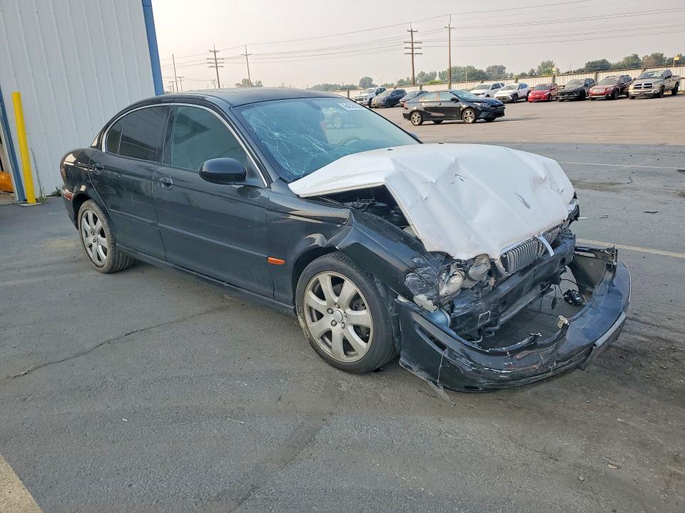 2004 Jaguar X-type მანქანა იყიდება აუქციონზე, vin: SAJEA51C74WD55554, აუქციონის ნომერი: 64326226