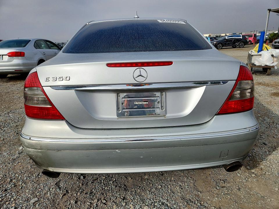 2007 Mercedes-benz E მანქანა იყიდება აუქციონზე, vin: WDBUF56X07B159583, აუქციონის ნომერი: 64495956