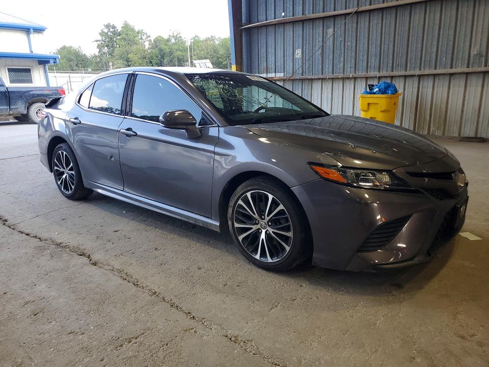 2020 Toyota Camry მანქანა იყიდება აუქციონზე, vin: 4T1G11AK9LU952263, აუქციონის ნომერი: 66734706