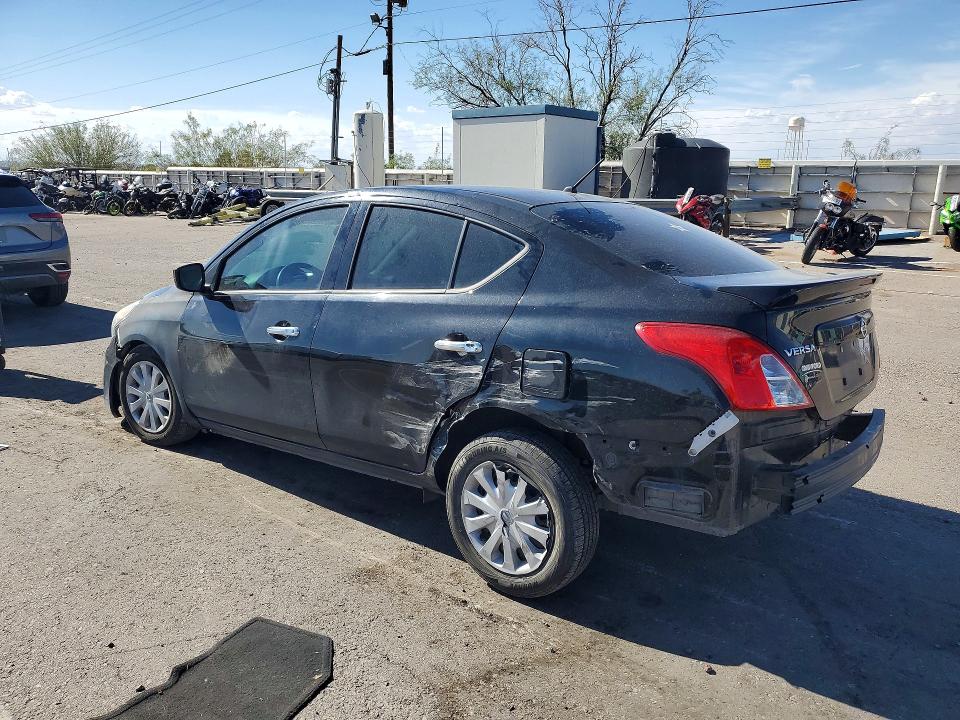 65595156 :رقم المزاد ، 3N1CN7AP3KL802165 vin ، 2019 Nissan Versa مزاد بيع