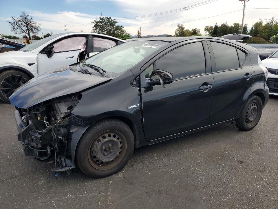 65400646 :رقم المزاد ، JTDKDTB31D1534503 vin ، 2013 Toyota Prius C مزاد بيع