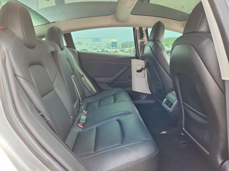 2018 Tesla Model 3 მანქანა იყიდება აუქციონზე, vin: 5YJ3E1EA0JF020175, აუქციონის ნომერი: 64576406