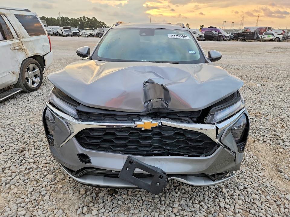 2025 Chevrolet Trax მანქანა იყიდება აუქციონზე, vin: KL77LHEP4SC120392, აუქციონის ნომერი: 66841906