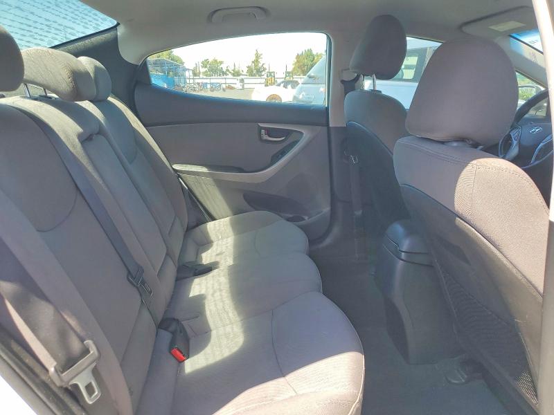 Продаж на аукціоні авто 2016 Hyundai Elantra, vin: 5NPDH4AE8GH661543, номер лоту: 66836846