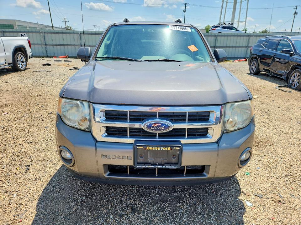 2010 Ford Escape მანქანა იყიდება აუქციონზე, vin: 1FMCU0DG9AKC28038, აუქციონის ნომერი: 63717086