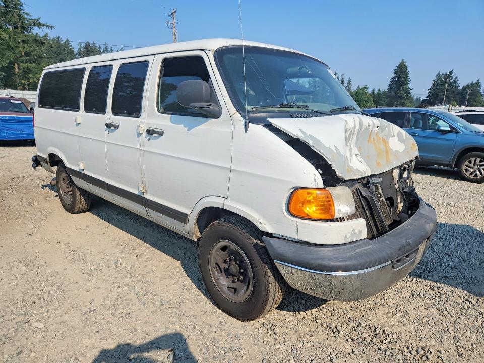 64118546 :رقم المزاد ، 2B4JB25Y22K121121 vin ، 2002 Dodge Ram Wagon مزاد بيع