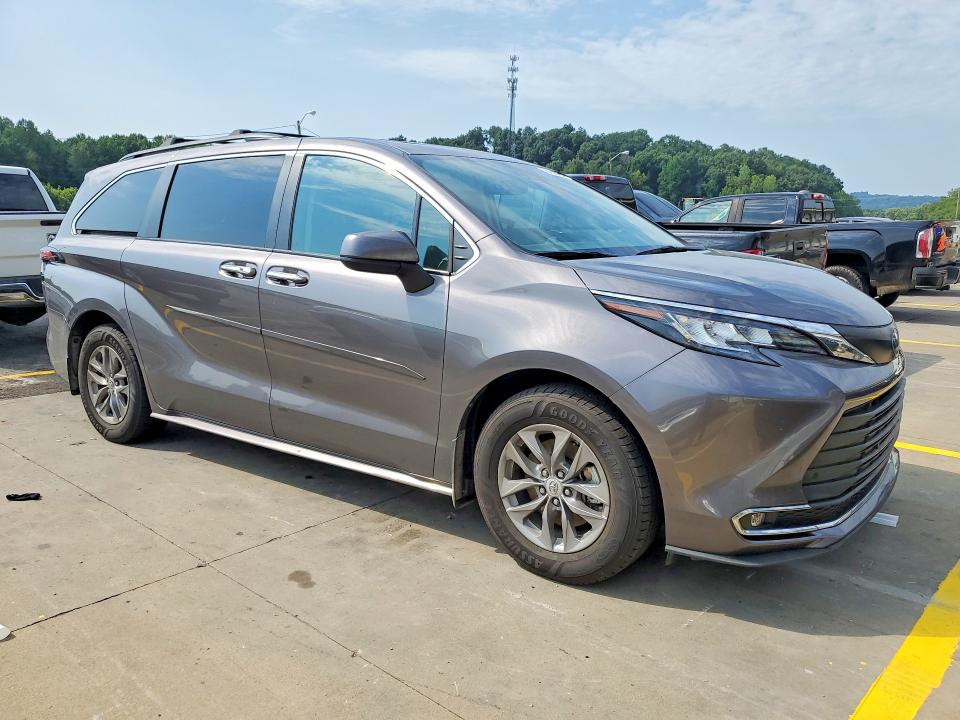 Продажа на аукционе авто 2023 Toyota Sienna, vin: 5TDYSKFC4PS082039, номер лота: 64030856