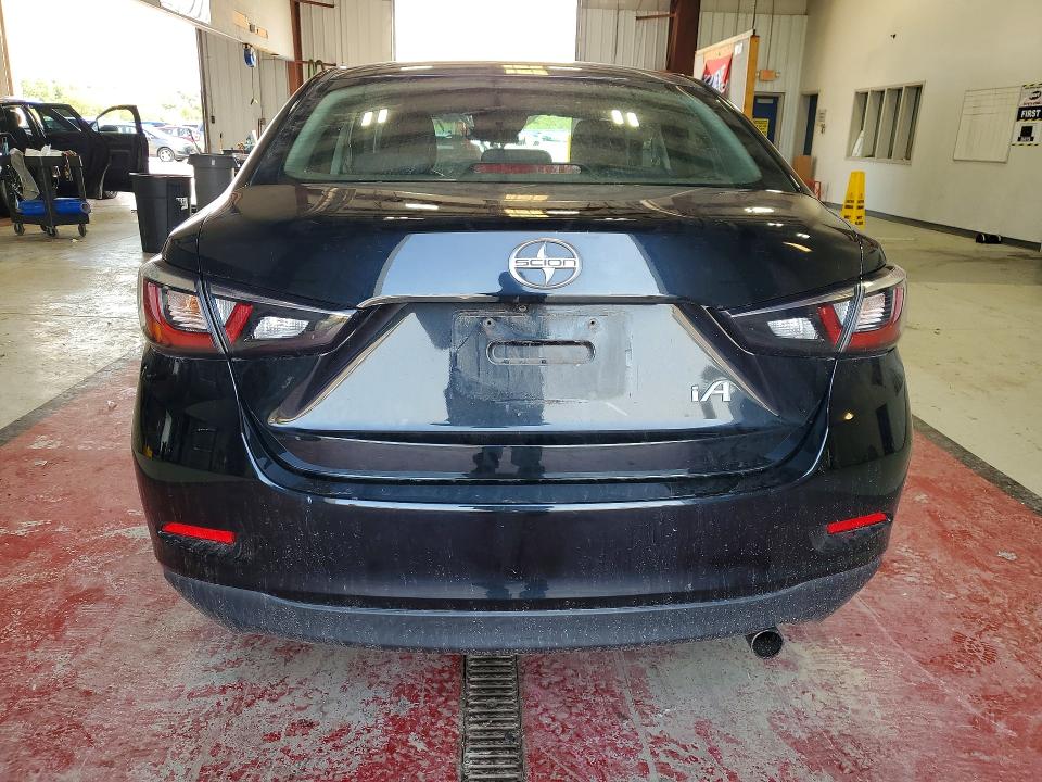 Продажа на аукционе авто 2016 Scion Ia, vin: 3MYDLBZV7GY137991, номер лота: 64850716