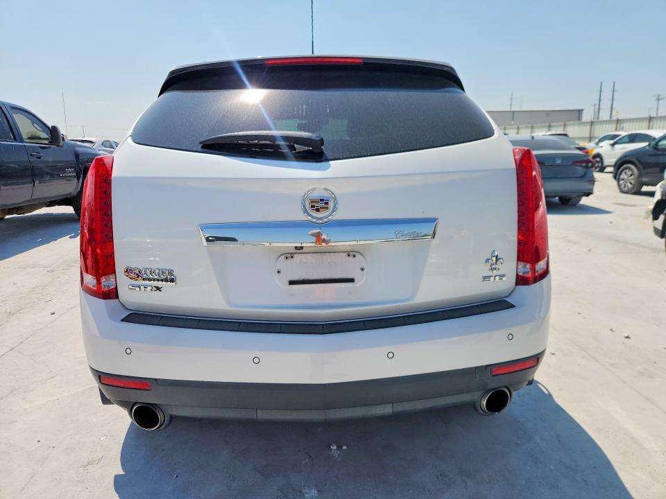 63676386 :رقم المزاد ، 3GYFNDE3XFS598924 vin ، 2015 Cadillac Srx مزاد بيع