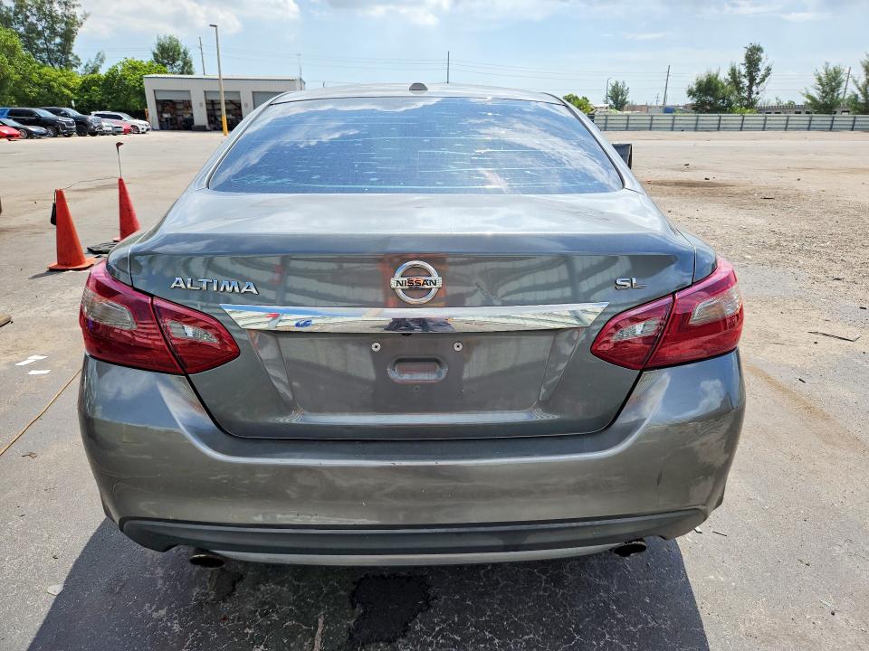 61448756 :رقم المزاد ، 1N4AL3AP4JC127994 vin ، 2018 Nissan Altima مزاد بيع